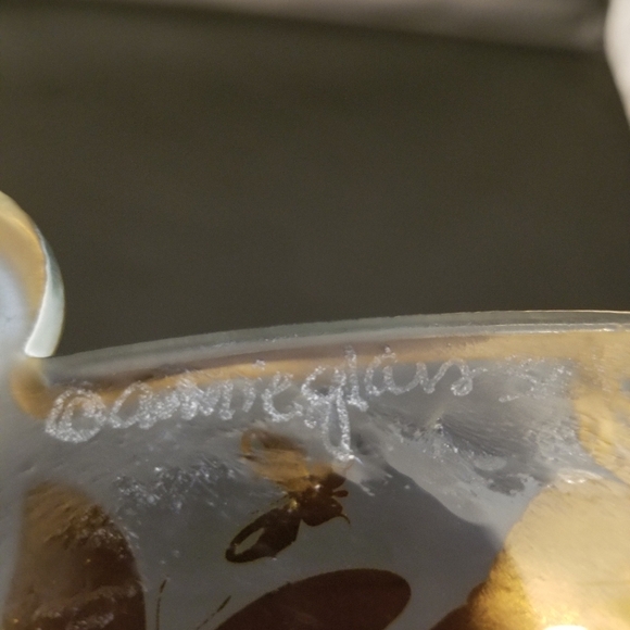 Annie Glass Signed Butterfly Chip & Dip Tray - Picture 7 of 7